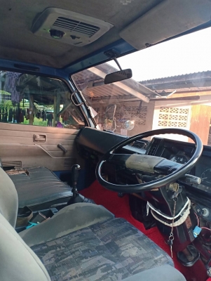 6ล้อคอก ISUZU NPR 115แรงม้า แท้ห้าง เครื่องดี คัทซีสวย พร้อมใช้งาน ราคาคุยได้ 0872976734