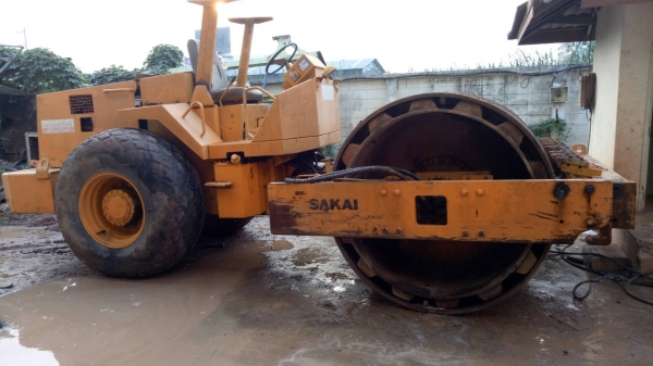 SV500TF รถบดซาไกสั่นสะเทือน10ตัน @1,200,000฿ สนใจสอบถามได้ที่081-989-1989 หรั่งครับ