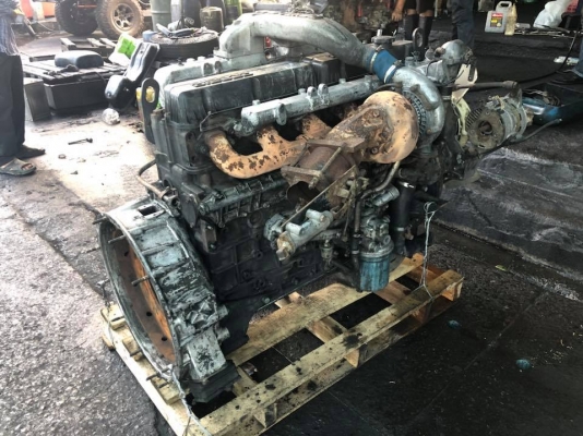 ขายเครื่อง Nissan PF6 ฝาดำ 320 ม้า