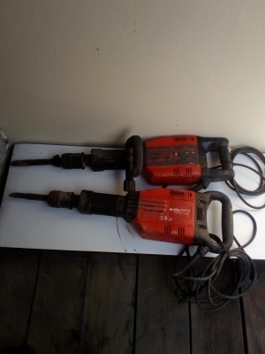 ขายเหมาสกัดไฟฟ้า HILTI ของเเท้ รุ่น16กิโล สภาพดีมากๆ2ตัว รับประกัน 1 เดือนเต็มสภาพดีมากๆถูกมากๆ2ตัวเ