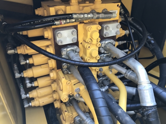 ขาย KOMATSU PC200-8MO  4000 ชั่วโมง PM7000 สภาพสวยเดิมๆ โทร 081-4283210