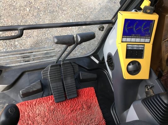 ขาย KOMATSU PC200-8MO  4000 ชั่วโมง PM7000 สภาพสวยเดิมๆ โทร 081-4283210