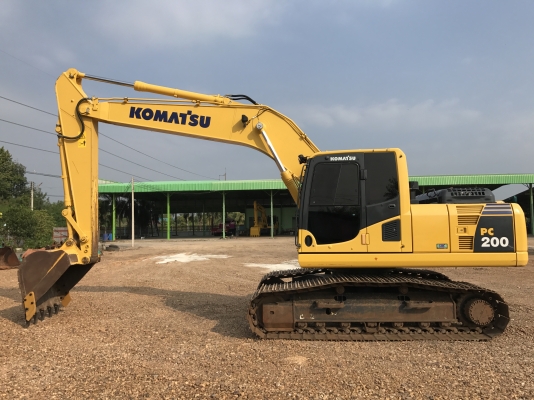 ขาย KOMATSU PC200-8MO  4000 ชั่วโมง PM7000 สภาพสวยเดิมๆ โทร 081-4283210