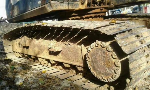ขายรถแบคโฮ KOMATSU PC200-5 เอกสารเล่ม ระบบไฟเต็ม ราคา 420000