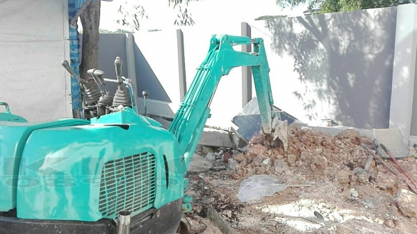 ขายด่วน แบคโฮ Kubota 15 เครื่องดี พร้อมใช้งาน เพียง 80000 บาท