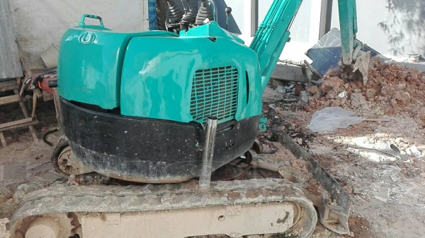 ขายด่วน แบคโฮ Kubota 15 เครื่องดี พร้อมใช้งาน เพียง 80000 บาท