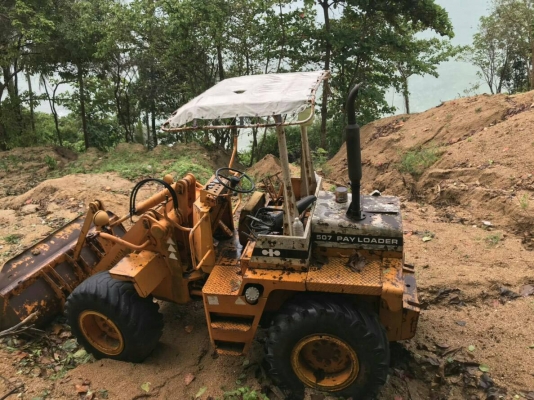 ขายรถตักล้อยาง KOMATSU 507 ราคา 280000 ขายรถตักล้อยาง KOMATSU 507 ราคา 280000