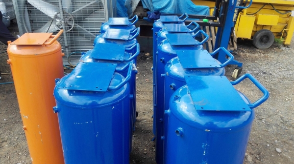 ถังพักลมเปล่าทรงตั้งของใหม่ ขนาด 100 ลิตร ใช้กับปั้มลมขนาดเล็ก 1/2 - 3 HP ของใหม่ 100\% ถังพักลมเปล่าทรงตั้งของใหม่ ขนาด 100 ลิตร ใช้กับปั้มลมขนาดเล็ก 1/2 - 3 HP ของใหม่ 100\%