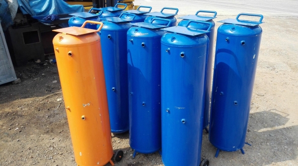 ถังพักลมเปล่าทรงตั้งของใหม่ ขนาด 100 ลิตร ใช้กับปั้มลมขนาดเล็ก 1/2 - 3 HP ของใหม่ 100\% ถังพักลมเปล่าทรงตั้งของใหม่ ขนาด 100 ลิตร ใช้กับปั้มลมขนาดเล็ก 1/2 - 3 HP ของใหม่ 100\%