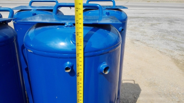 ถังพักลมเปล่าทรงตั้งของใหม่ ขนาด 100 ลิตร ใช้กับปั้มลมขนาดเล็ก 1/2 - 3 HP ของใหม่ 100\% ถังพักลมเปล่าทรงตั้งของใหม่ ขนาด 100 ลิตร ใช้กับปั้มลมขนาดเล็ก 1/2 - 3 HP ของใหม่ 100\%