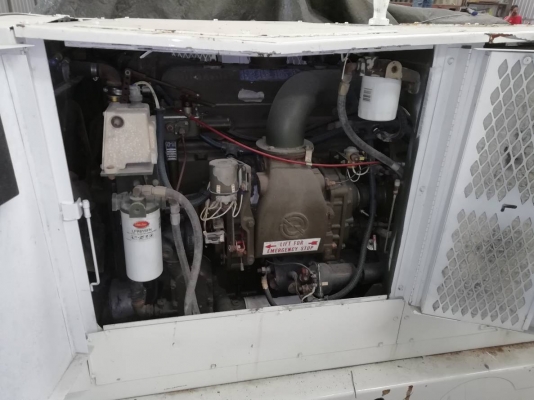 เครื่องปั่นไฟจากอเมริกา เครื่องปั่นไฟจากอเมริกา