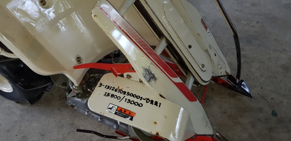 รถเกี่ยวข้าวมัดทิ้ง สอบถามได้ครับ id 0819170852 รถเกี่ยวข้าวมัดทิ้ง สอบถามได้ครับ id 0819170852