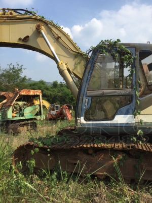 ขายด่วน แบคโฮ Kobelco Mark 3 มีลายแย้ค เครื่องดี รถจอด มีทะเบีียน เพียง 350000 บาท