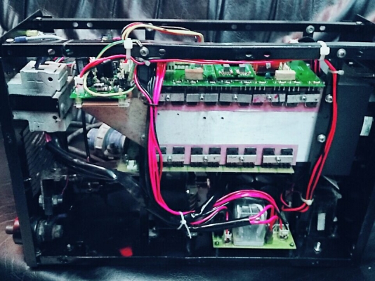 ตู้เชื่อม HITRONIC ARC 250  ตู้ใหญ่ หน้าจอ DIGITAL สุดคุ้ม