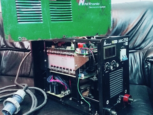 ตู้เชื่อม HITRONIC ARC 250  ตู้ใหญ่ หน้าจอ DIGITAL สุดคุ้ม