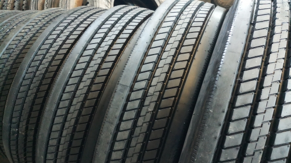 ยางอัดดอกพรีเคียวอัดดอกไฟฟ้าสนใจสอบถามได้คับ0945586163