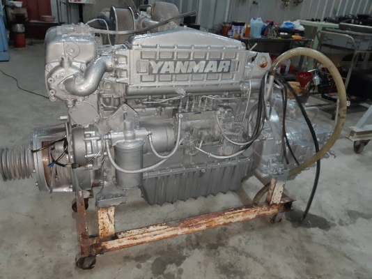 ขายเครื่องดีเซล YANMAR 6CH + เกียร์