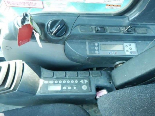 มาใหม่จ้า..KOBELCO SK200-8  YN12.   ปี 2009   แทรค 80เก่านอกแท้  เดิมๆๆ สภาพสวยมากๆๆ  ใช้งานมาแค่ 5,xxx. ชั่วโมง พร้อมใช้  โทร 089-3818694 จ๊อย