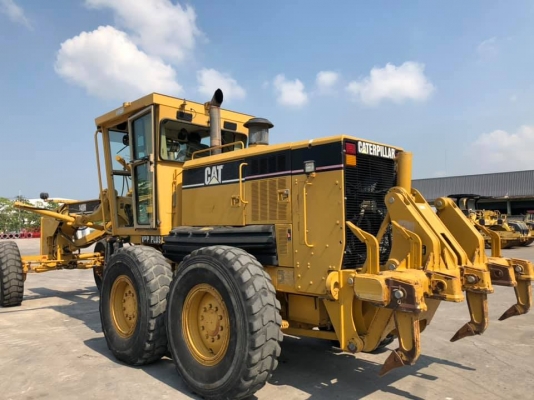 ขายรถเกรด CATERPILLAR รุ่น 140H ซีเรียล APM018xx ปี 2005