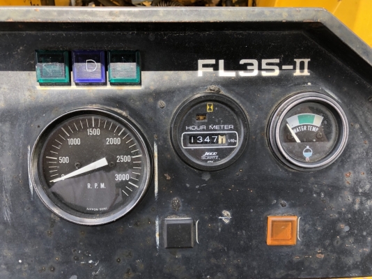 ขายรถตัก FURUKAWA FL35-2 ระบบเลี้ยวเอวอ่อน สมบูรณ์พร้อมใช้ครับ FROM JAPAN ติดต่อ 063-9316985 ID LINE : 0639316985