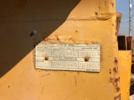 ขาย 255,000 รถแทร็กเตอร์ CAT D4E  ตีนเป็ด เครื่องดี เกียร์ตัดแรง ช่วงล่างเต็ม ใบมีดสไลด์ รถสวยพร้อมใช้ เอกสารสัญญาซื้อขาย รถอยู่ ปทุมธานี-สามโคก  090-772-3710 090-772-3708