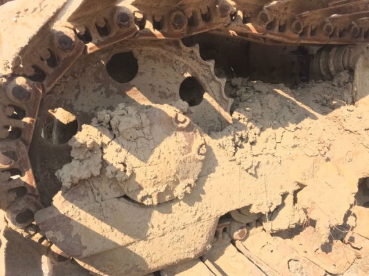 ขาย 255,000 รถแทร็กเตอร์ CAT D4E  ตีนเป็ด เครื่องดี เกียร์ตัดแรง ช่วงล่างเต็ม ใบมีดสไลด์ รถสวยพร้อมใช้ เอกสารสัญญาซื้อขาย รถอยู่ ปทุมธานี-สามโคก  090-772-3710 090-772-3708