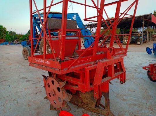 ขายผานเครื่องปลูกกลกิจ ร่องคู่