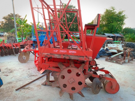 ขายผานเครื่องปลูกกลกิจ ร่องคู่