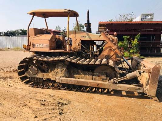 ขาย 295,000 รถแทร็กเตอร์ CAT D4E  ตีนเป็ด หัวฉีดปากกา เครื่องดี เกียร์ตัดแรง ช่วงล่างเต็ม ใบมีดสไลด์ รถสวยพร้อมใช้ เอกสารสัญญาซื้อขาย รถอยู่ ปทุมธานี-สามโคก  090-772-3710 090-772-3708