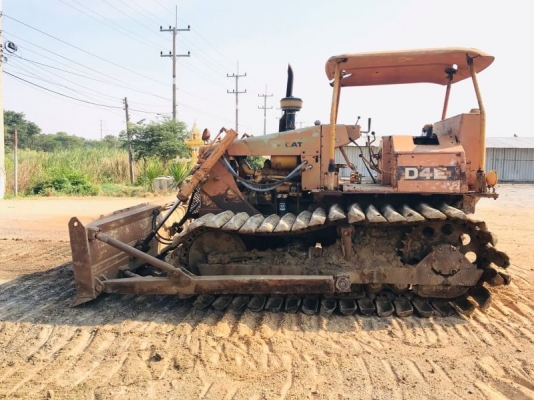 ขาย 295,000 รถแทร็กเตอร์ CAT D4E  ตีนเป็ด หัวฉีดปากกา เครื่องดี เกียร์ตัดแรง ช่วงล่างเต็ม ใบมีดสไลด์ รถสวยพร้อมใช้ เอกสารสัญญาซื้อขาย รถอยู่ ปทุมธานี-สามโคก  090-772-3710 090-772-3708
