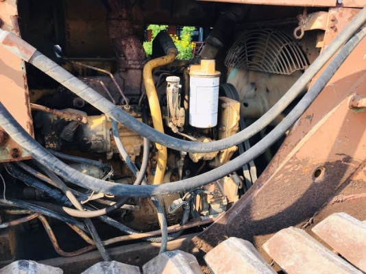 ขาย 295,000 รถแทร็กเตอร์ CAT D4E  ตีนเป็ด หัวฉีดปากกา เครื่องดี เกียร์ตัดแรง ช่วงล่างเต็ม ใบมีดสไลด์ รถสวยพร้อมใช้ เอกสารสัญญาซื้อขาย รถอยู่ ปทุมธานี-สามโคก  090-772-3710 090-772-3708