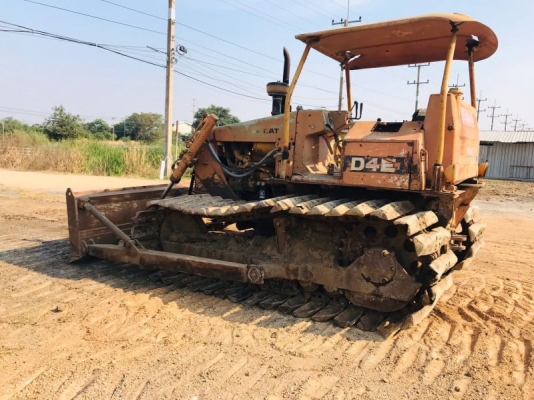 ขาย 295,000 รถแทร็กเตอร์ CAT D4E  ตีนเป็ด หัวฉีดปากกา เครื่องดี เกียร์ตัดแรง ช่วงล่างเต็ม ใบมีดสไลด์ รถสวยพร้อมใช้ เอกสารสัญญาซื้อขาย รถอยู่ ปทุมธานี-สามโคก  090-772-3710 090-772-3708