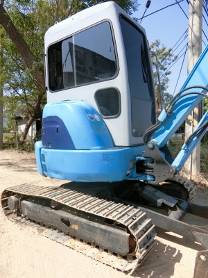 HITACHI Ex35U ขนาดPC-35 <มีVDOให้ชม>รถเก่านอกมีเอกสาร☎️ติดต่อ 085-5632278 <ราคาต่อรองได้>