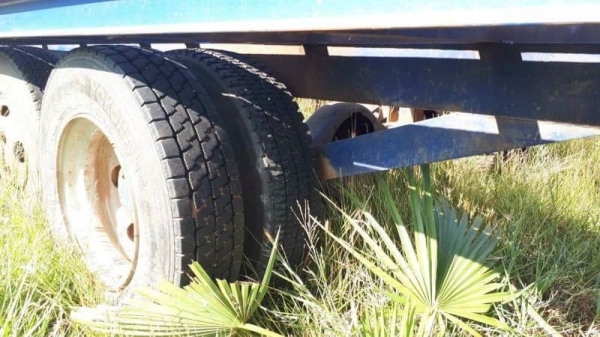 KOBELCO SK 60-3 + พร้อมสาลี่บรรทุก