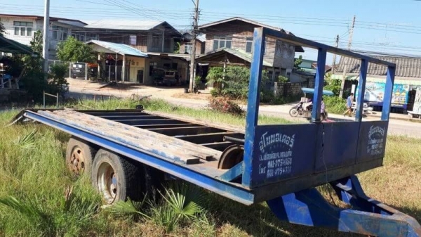 KOBELCO SK 60-3 + พร้อมสาลี่บรรทุก