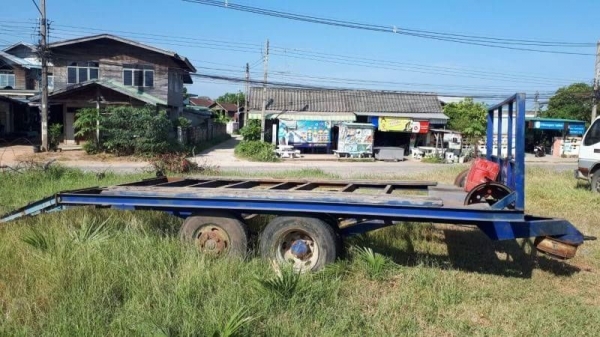 KOBELCO SK 60-3 + พร้อมสาลี่บรรทุก