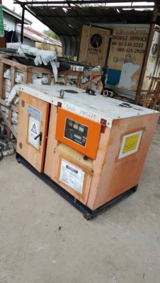 ขายเครื่องปั่นไฟสนามDiesel Generator SHT25D ปั่นไฟได้ 20KVA สามารถปั่นไฟได้220V.และ380V. (1เฟสและ3เฟส) เครื่องยนต์ดีเซล 3 สูบ ของเก่านอก จำนวนชั่วโมงใช้งานประมาณ380 ชม.