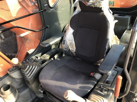 ขายรถขุด HITACHI ZX225US มีลายหัวกระแทก นำเข้าเองจากญี่ปุ่น สภาพสวยพร้อมใช้ มีVDOการทำงานครับ