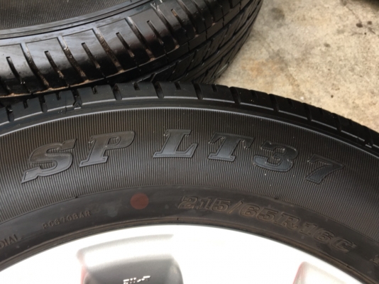 ล้อแม็ก Toyota Revo ขอบ 16 พร้อมยาง 215-65-16 Dunlop ดอกเต็มๆ ตุ่มยังอยู่