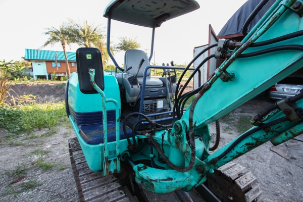 ขายรถขุดแม็กโค ติดต่อ 086-324-1992