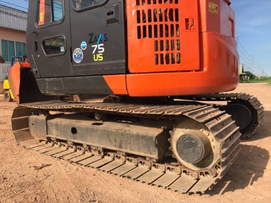 ขายรถขุด HITACHI ZX75US-3 ปี 2010 นำเข้าเองจากญี่ปุ่น สภาพสวยพร้อมใช้ มีVDOการทำงานครับ