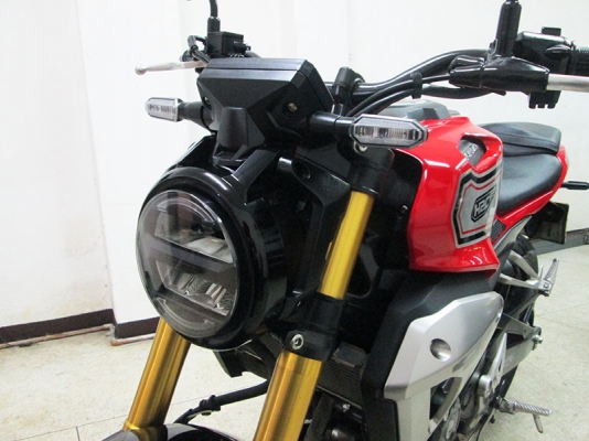 (โอนฟรี)ขาย Honda CB 150 R ไมล์แท้ 5433 กม ปลายปี 2017 สภาพสวยเดิมๆ เครื่องหัวฉีดประหยัดน้ำมัน