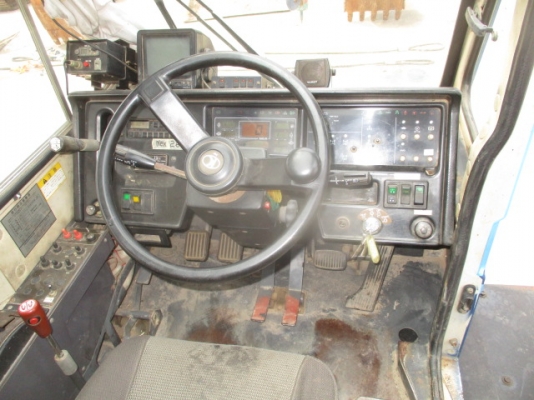 KATO KR25HV #0715180 : รถเครน 25 ตัน H-Type รถนอกโทร. 080-6565422 (หนิง)