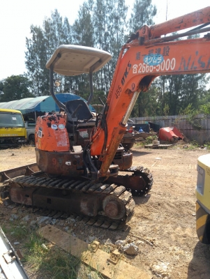 รถแบคโฮ HITACHI ZX30 รถเก่านอกนำเข้า ยังไม่เคยใช้งานในไทย เครื่องดี ปั๊มแรง ไฟฟ้าครบ สภาพดีพร้อมใช้งาน มีเอกสารใบอินวอยซ์ มี VDO การทำงานให้ชม