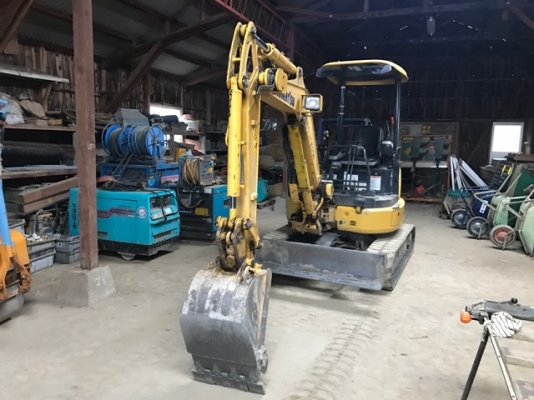 รถขุดเล็ก PC30MR-3 สอบถาม 062-709-1747 รถขุดเล็ก PC30MR-3 สอบถาม 062-709-1747