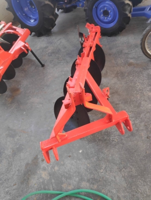 ขายด่วน ผานบุกเบิก 18 นิ้ว 4 ใบ สวยๆ 13,900