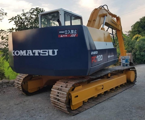 PC120-5KOMATSUไฟฟ้าครบทุกจุด ตัวเดินใหญ่ เครื่องเดิม ปั๊มเดิม ราคา870,000บาทสนใจโทรหาหรั่ง 081-989-1989 หรั่งครับ