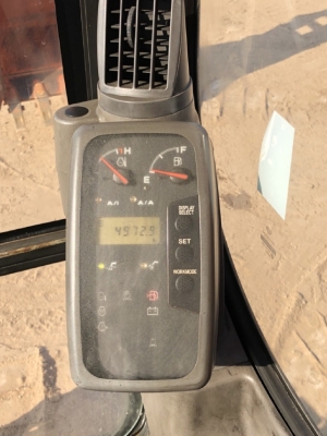 ขายรถขุด HITACHI ZX225US มีลายหัวกระแทก นำเข้าเองจากญี่ปุ่น สภาพสวยพร้อมใช้ มีVDOการทำงานครับ