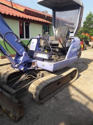 ขายจ้า..HITACHI EX25-2. เก่านอกแท้  เดิมๆๆ เครื่องปั๊มดี  มีลายแย๊ก  งานมา 2,xxx ชั่วโมง  โทร 089-3818694จ๊อย