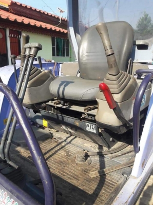 ขายจ้า..HITACHI EX25-2. เก่านอกแท้  เดิมๆๆ เครื่องปั๊มดี  มีลายแย๊ก  งานมา 2,xxx ชั่วโมง  โทร 089-3818694จ๊อย